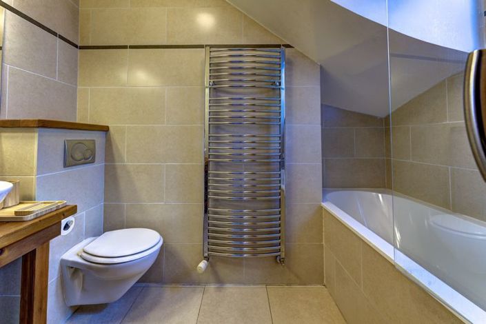 Image No.16-5 Bed Property for sale