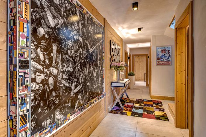 Image No.18-6 Bed Property for sale