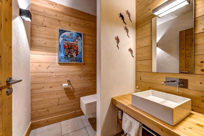 Image No.27-6 Bed Property for sale