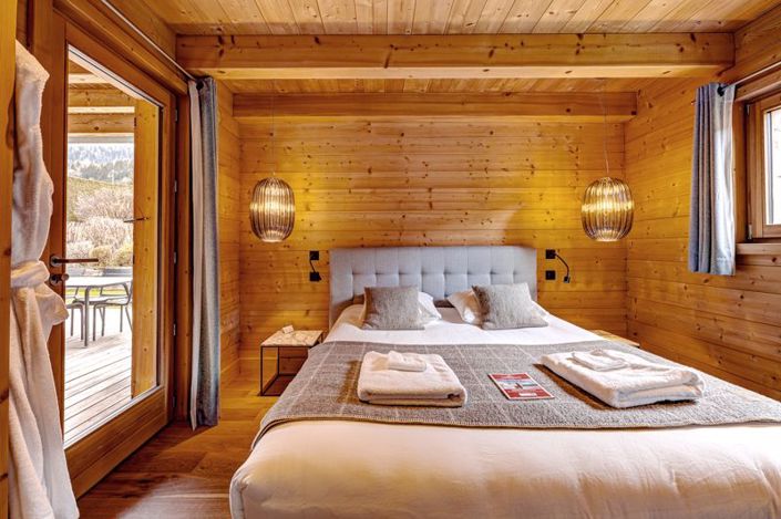 Image No.29-6 Bed Property for sale