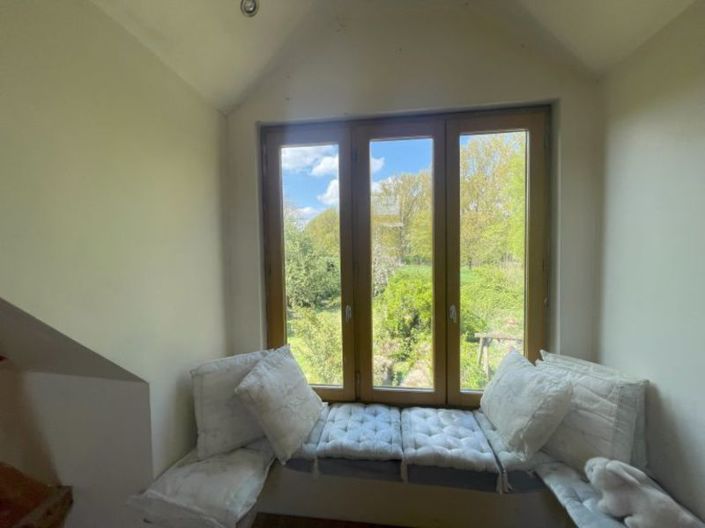 Image No.14-6 Bed House for sale