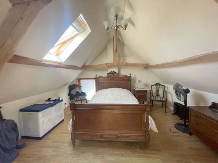 Image No.21-6 Bed House for sale