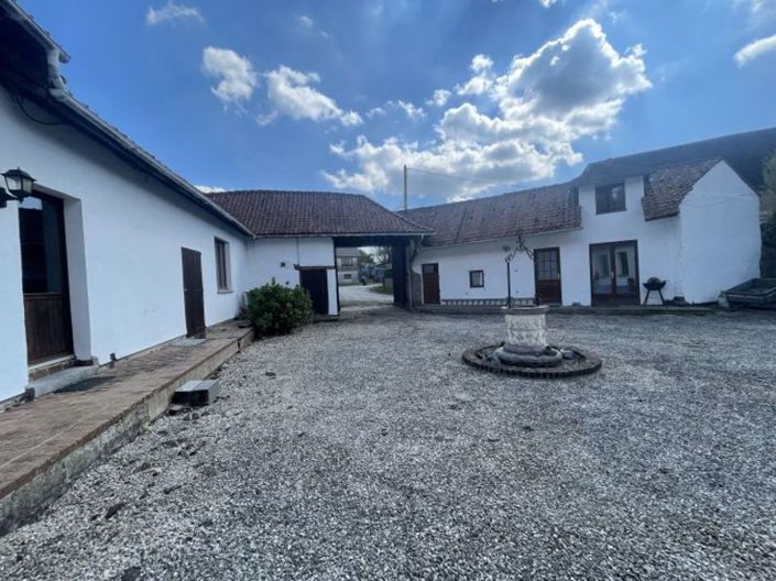 Image No.26-6 Bed House for sale