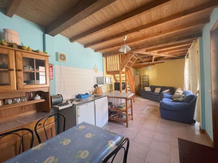 Image No.4-6 Bed House for sale