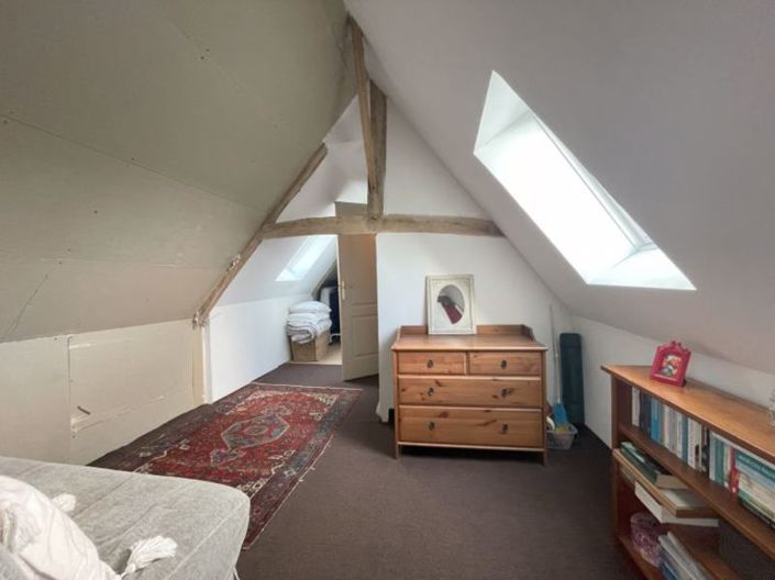 Image No.17-6 Bed Cottage for sale