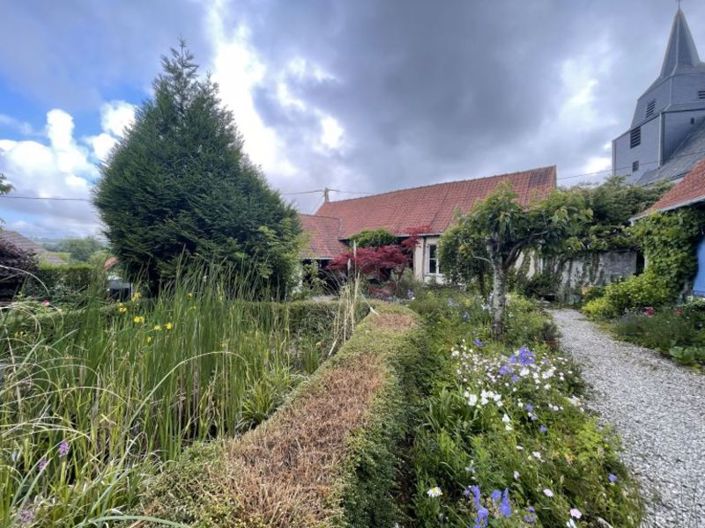 Image No.21-6 Bed Cottage for sale