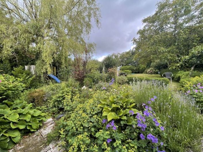 Image No.35-6 Bed Cottage for sale