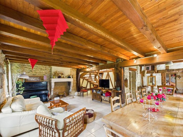 Image No.7-4 Bed House for sale