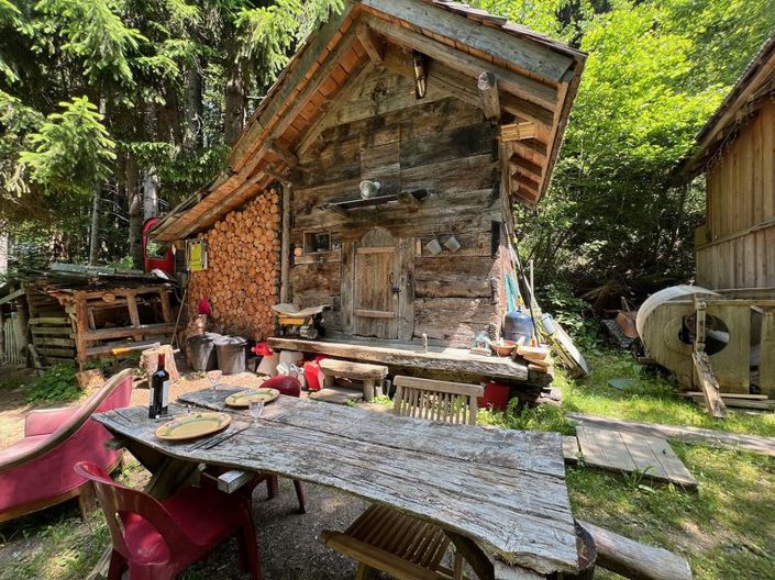 Image No.21-3 Bed Chalet for sale