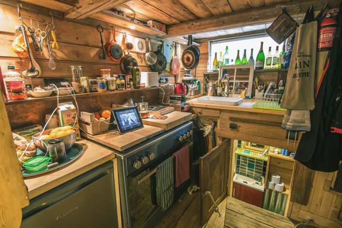 Image No.22-3 Bed Chalet for sale