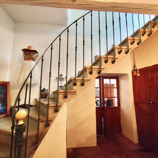 Image No.3-5 Bed House for sale