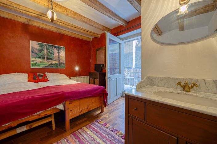 Image No.12-2 Bed Apartment for sale