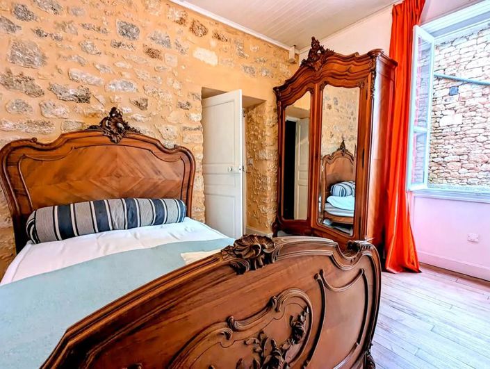 Image No.5-4 Bed House for sale