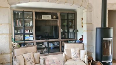 estate-gard-france-charming-traditionally-ins