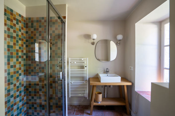 Image No.33-11 Bed Property for sale