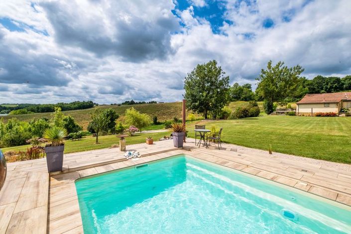 Image No.35-6 Bed Country House for sale