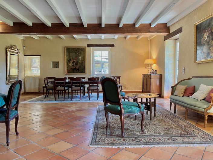 Image No.14-4 Bed House for sale