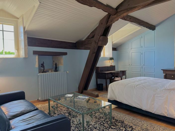 Image No.18-4 Bed House for sale