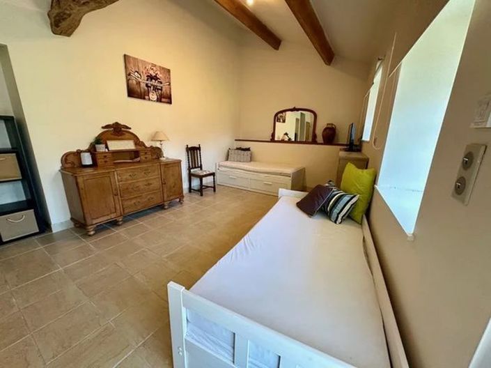 Image No.10-4 Bed House for sale