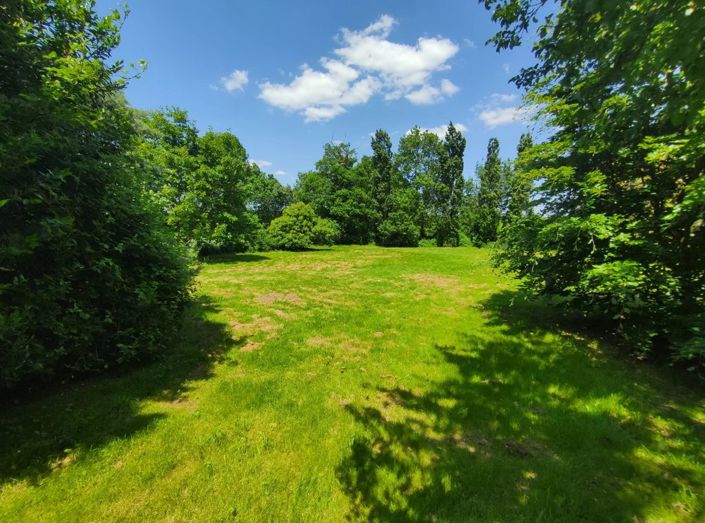 Image No.17-4 Bed House for sale