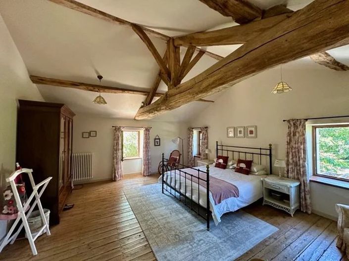 Image No.7-4 Bed House for sale