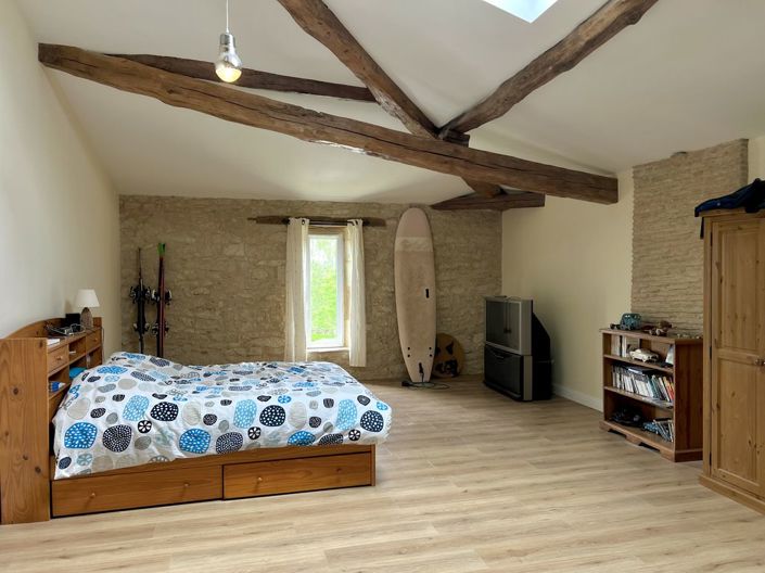 Image No.23-8 Bed House for sale