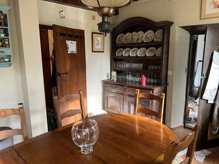 Image No.6-3 Bed House for sale