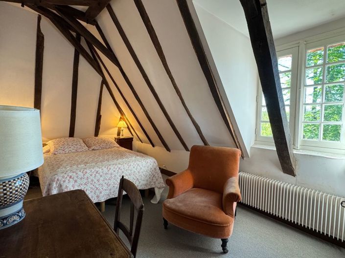 Image No.12-7 Bed Country House for sale