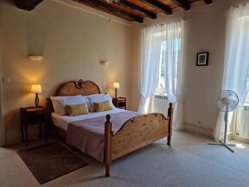 839513bc10e249657782f07416d1525e