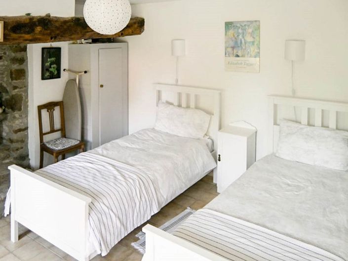 Image No.15-3 Bed House for sale