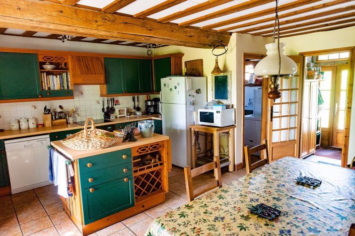 Image No.9-13 Bed Property for sale