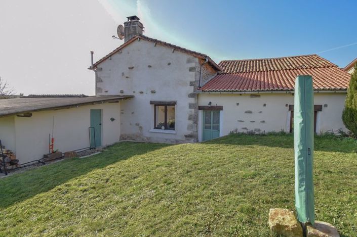 Image No.30-3 Bed Property for sale