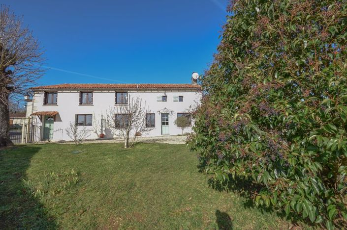 Image No.33-3 Bed Property for sale