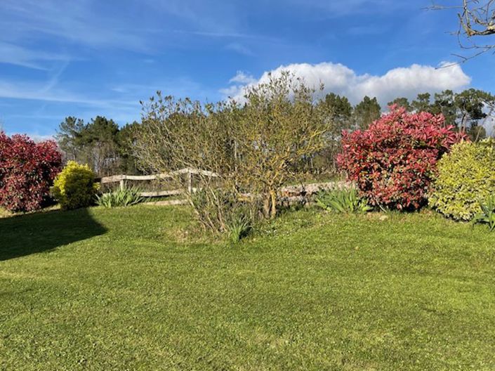 Image No.23-3 Bed Property for sale