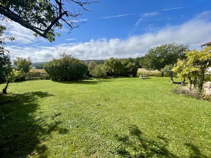 Image No.25-3 Bed Property for sale