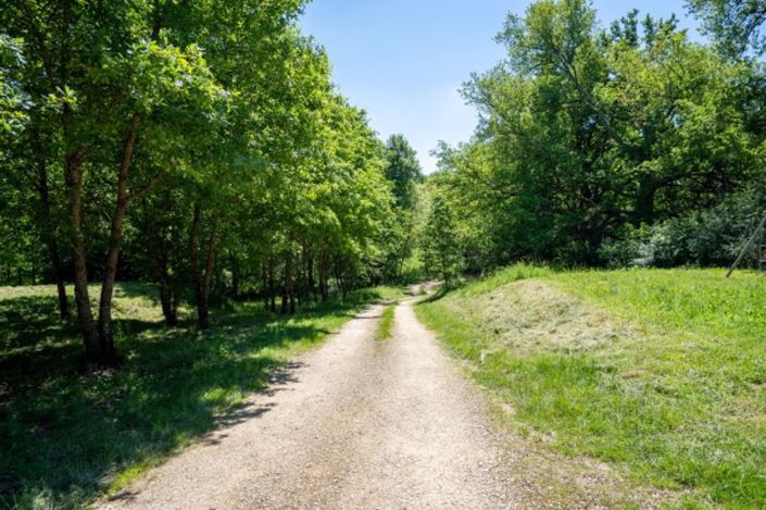 Image No.20-Propriété de 5 chambres à vendre à Gers