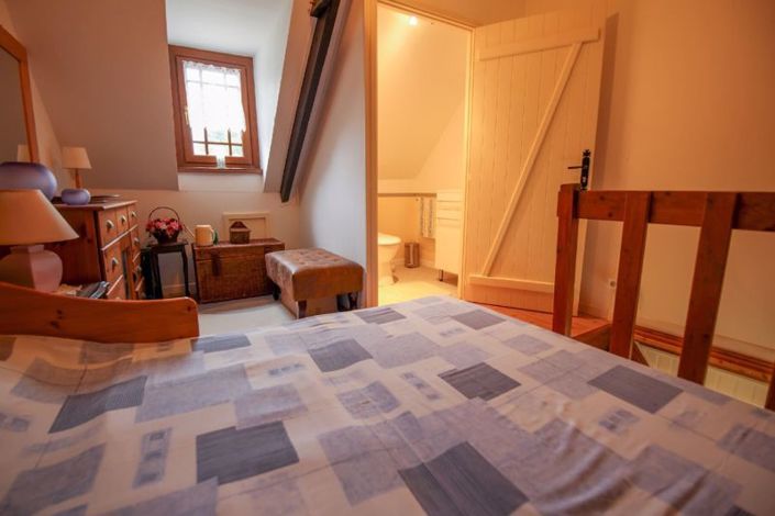 Image No.15-4 Bed Property for sale