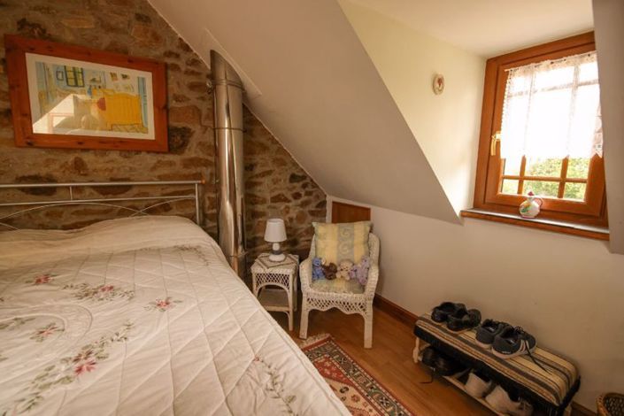 Image No.19-4 Bed Property for sale