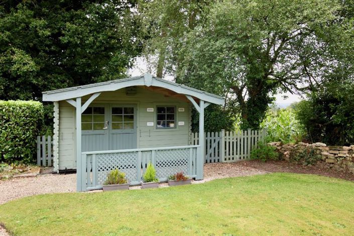 Image No.24-4 Bed Property for sale