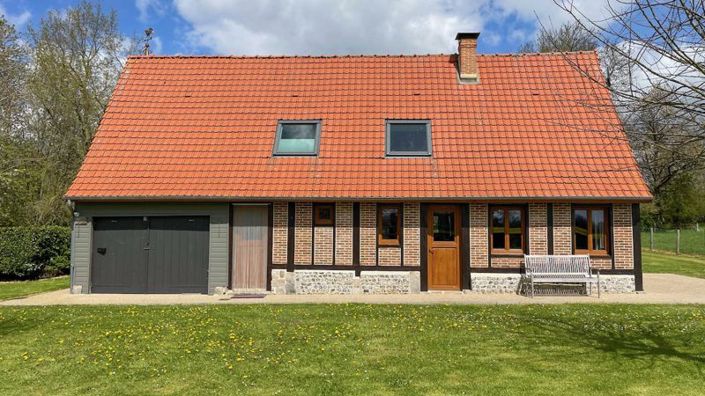 Image No.22-4 Bed Property for sale