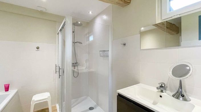 Image No.30-4 Bed Property for sale