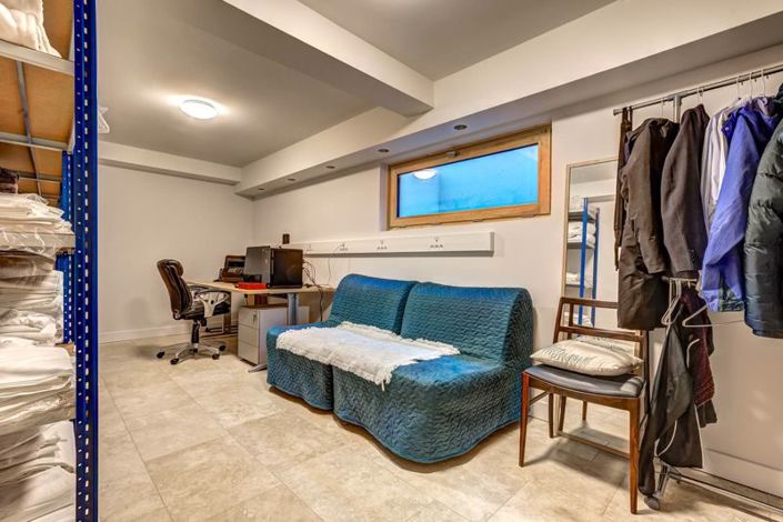 Image No.25-4 Bed Property for sale