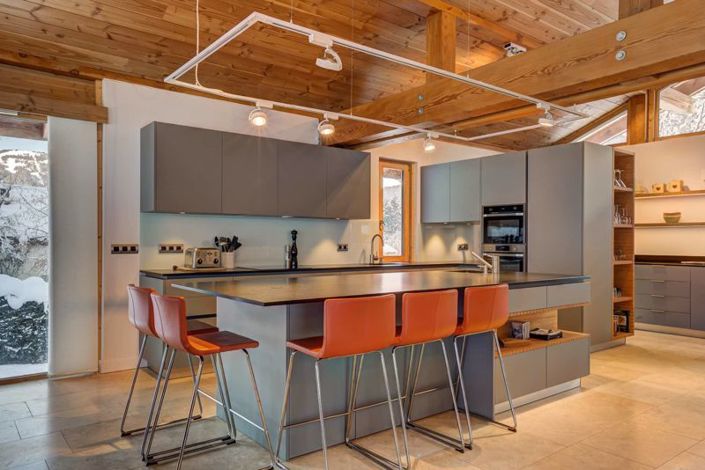 Image No.8-4 Bed Property for sale