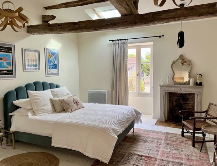 Image No.12-4 Bed Property for sale