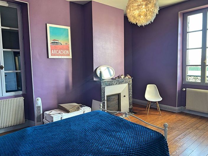 Image No.16-3 Bed Property for sale