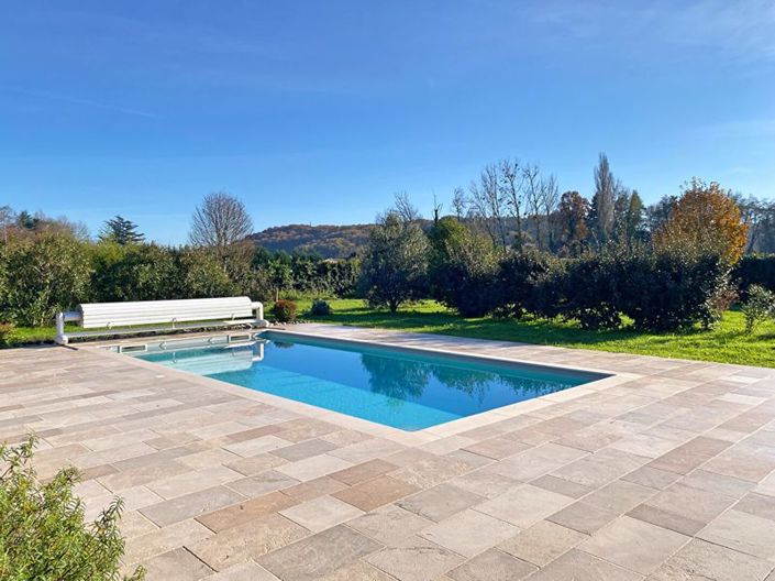 Image No.2-3 Bed Property for sale