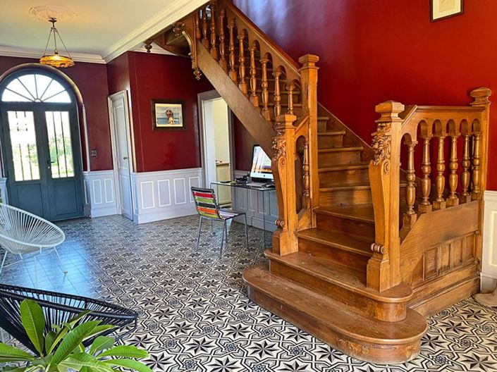 Image No.9-3 Bed Property for sale