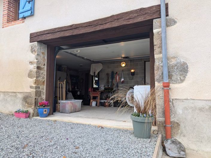 Image No.14-3 Bed Property for sale