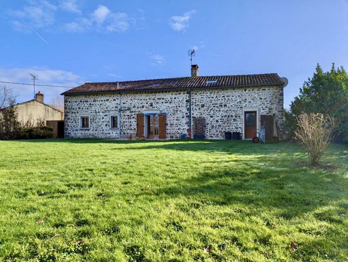 Image No.18-3 Bed Property for sale