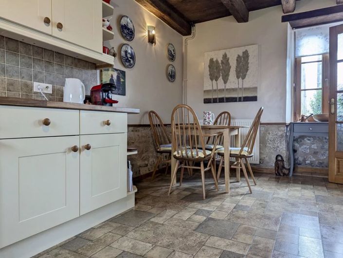 Image No.3-3 Bed Property for sale